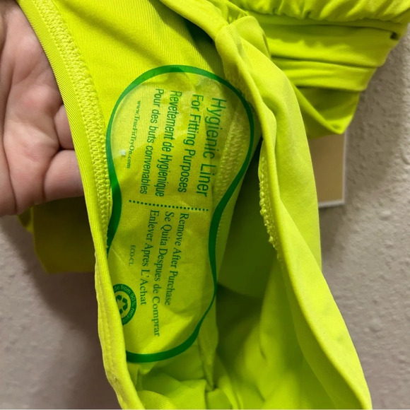 MICHAEL Michael Kors O-Ring One Piece Swimsuit Limeaid NWT Size 6 - Picture 8 of 8